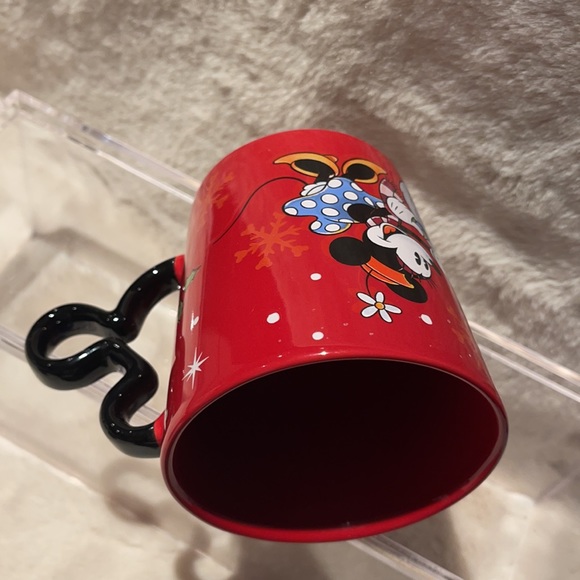 Mickey and Minnie Christmas mugs. With the iconic Mike’s ears holder 💕 - Picture 4 of 6
